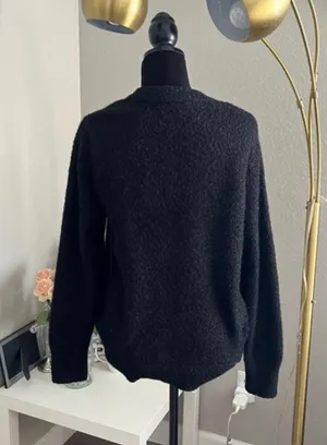 Calvin Klein Jeans Women’s Crew Neck Furry Pullover Sweater Black Size Large thumbnail 2