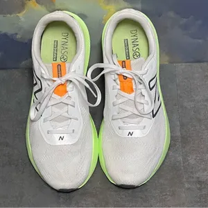 New Balance DynaSoft Pro Run v2 Women's White Running Shoes Size 10B thumbnail 14