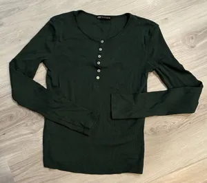 Zara Long Sleeve Henley‎ Top in Dark Green - Women thumbnail 1