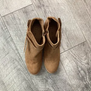 FR x FP Vegan Alameda Ankle Boots Size 7M thumbnail 4