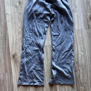 Nike Gray Track Pants Sweatpants #418 thumbnail 2