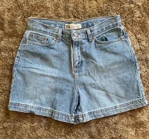 Faded Glory Light Blue Denim High-Rise Shorts Mid Length Size 4 Jeans thumbnail 1