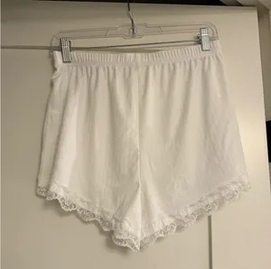 NWOT Large Shein White Pajama Set thumbnail 5