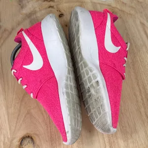 Nike Rosche One Athletic Running Shoes Sneakers Vibrant Pink White 11 844994-600 thumbnail 5