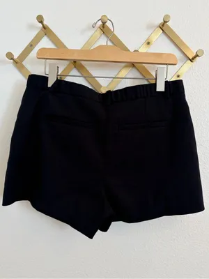 Abercrombie & Fitch Sloane Black High-Waist Tailored Shorts thumbnail 2