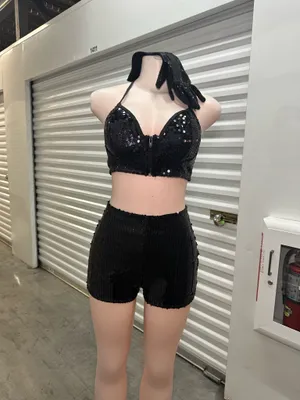 Showgirl costume thumbnail 2