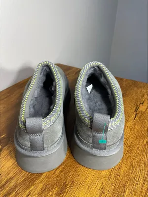 Koolaburra by UGG Burree Platform Slippers Grey Suede Sz 12 thumbnail 7
