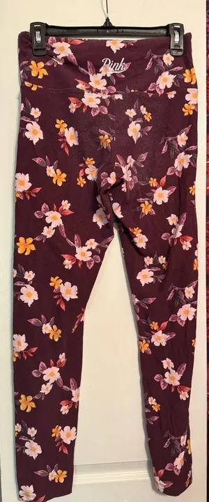 PINK Victoria's Secret Yoga Leggings thumbnail 2
