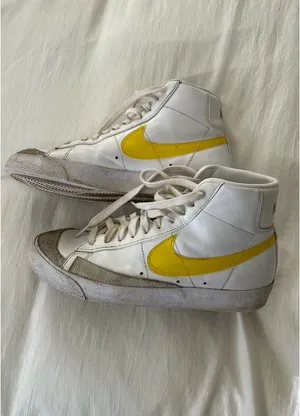 Women’s Nike Blazer Mid 77 Vintage thumbnail 2