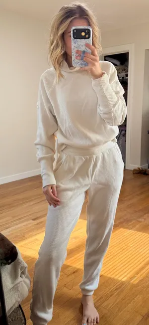Alo Yoga cream waffle knit set thumbnail 1