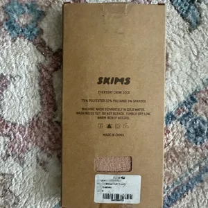 NWT SKIMS Everyday Crew sock in Sienna thumbnail 3