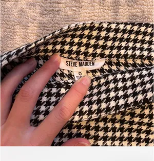 Steve Madden Houndstooth Mini Skirt thumbnail 3