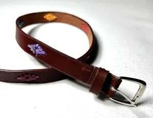 Vintage Genuine English Bridle Bonded Leather Belt Brown Floral Cutout Size‎ M thumbnail 1