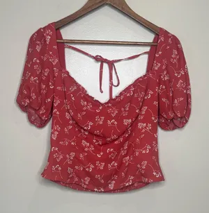 Abercrombie & Fitch Floral Print Puff-Sleeve Sweetheart Neckline Top thumbnail 1