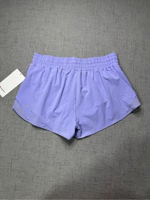 Lululemon Hottie Hot High Rise Athletic Shorts Lilac Smoke Size 12 NWT thumbnail 7