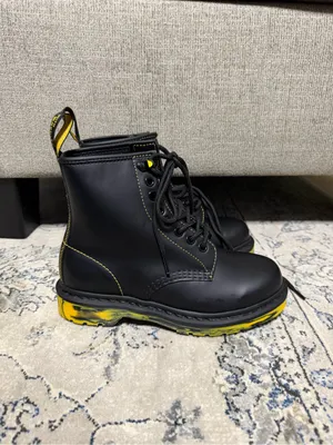 Dr Martens 1460 Marbled Sole Smooth Leather Lace Up Boot thumbnail 3
