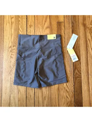 All In Motion NWT Women's Effortless Support Pocketed Bike Shorts S Taupe thumbnail 5