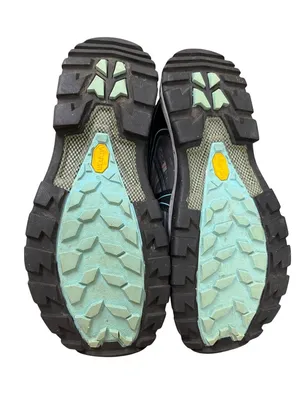 Cabelas Gortex Vibram wms gray low top hiking trail sneakers sz 9M SKU 10,011 thumbnail 5