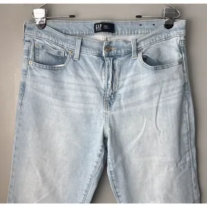 Gap Kick Fit Cropped Jeans Size 14 32 Light Blue Stretch Denim Boho Chic Raw Hem thumbnail 2
