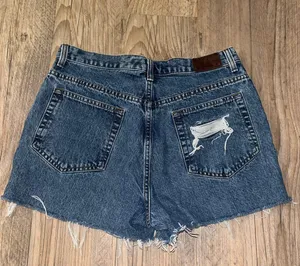 Calvin Klein Distressed Vintage Jean Shorts thumbnail 3