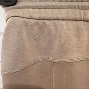 Lululemon Softstreme High Rise Pants Sz 0 Straight Leg Warm Ash Grey W5EGTS thumbnail 13