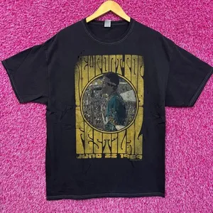 Jimi Hendrix 1969 Newport Pop Festival Distressed Tee XL thumbnail 1