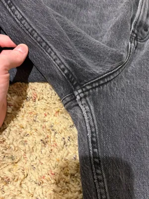 Abercrombie & Fitch Curve Love The '90s Straight Ultra High Rise Gray Jeans thumbnail 7