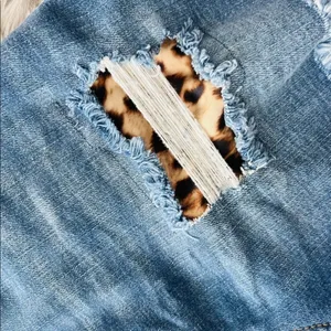 NWT Judy Blue denim distressed Leopard patch shorts size small New High Waist thumbnail 11