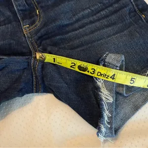 American Eagle Stretch Cut Off Denim Jean Shorts Size 0 inseam 4” Rise 6” thumbnail 5