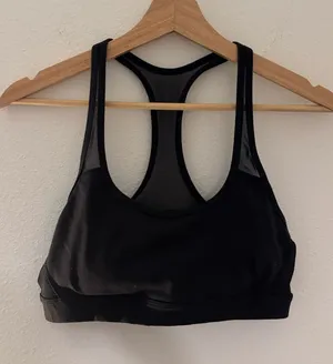 Aritzia golden LIFE strive sports bra in black thumbnail 1