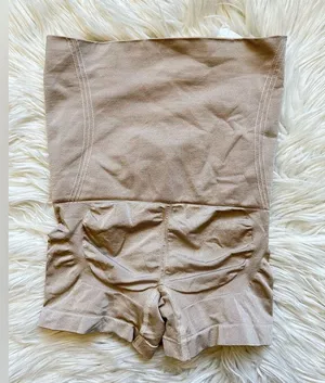 High waisted shapewear shorts thumbnail 6
