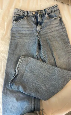 H&M Jeans thumbnail 1