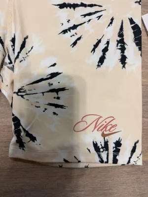 Women’s Nike short  thumbnail 3