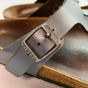 Birkenstock Gizeh Unisex Leather Sandal Icy Metallic Azure Blue EU 38 US W 7/7.5 thumbnail 9