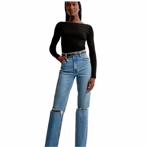 Abercrombie & Fitch The 90’s Straight Leg Ultra High Rise Distressed Jeans 28/6 thumbnail 2