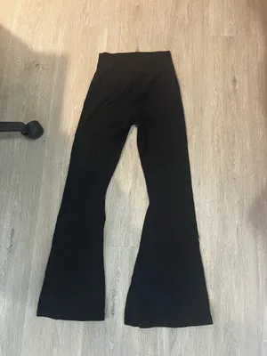 Aerie Leggings Slitted Flare thumbnail 2