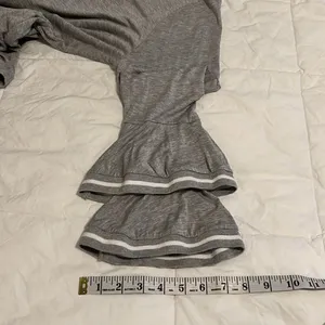 Marled Super cute LS T-shirt w/ double ruffles at cuffs. thumbnail 11