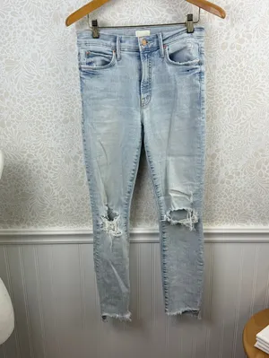 MOTHER The Stunner Zip Ankle Step Fray Distressed Light Wash Jeans - Size - 24 thumbnail 13