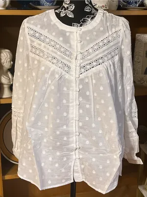 Torrid Cotton Clip Dot Lace Trim Long Sleeve Top Size 2 thumbnail 3
