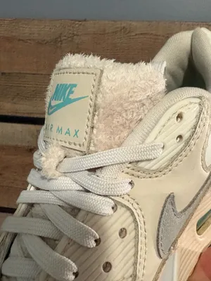 Nike Air Max 90s gorgeous neutral colors thumbnail 4