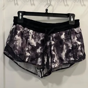 Hotty Hot Short - Mini Obscurred Black Dusty Mauve / Black thumbnail 4