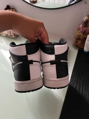 Air Jordan 1 Mid SE Nike thumbnail 3