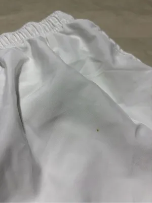 Nike Women’s White Running Shorts XL thumbnail 3