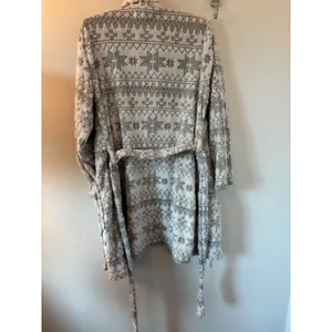 Daydream by Berkshire Home Grey Fair Isle Fleece Robe Shawl Collar Medium thumbnail 3