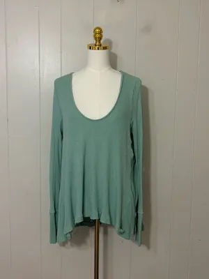 We The Free Free People Malibu Thermal Top Green Size M thumbnail 2