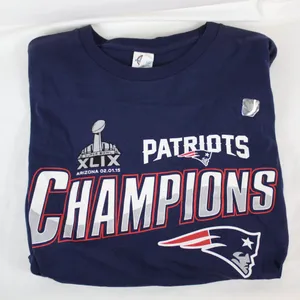 NFL 2004 New England Patriots Blue Super Bowl Champions T-Shirt Adult Size XL thumbnail 4