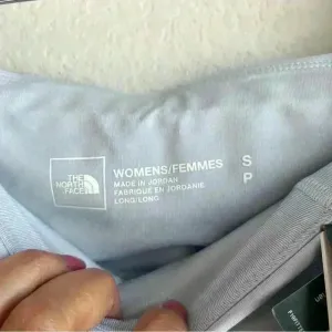 The North Face Women's Trail Wear Dusty Blue‎ OKT Trail Shorts Size Small NWT thumbnail 12