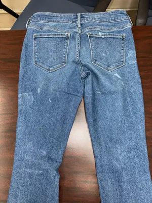 Old Navy Rockstar Low Rise Super Skinny Distressed Jeans Size 8 thumbnail 4