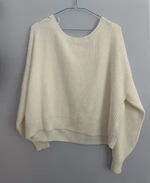 Hollister Sweater thumbnail 1