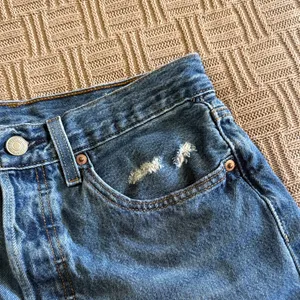 100% Cotton Levi's Blue Distressed Denim Cutoff Shorts thumbnail 10